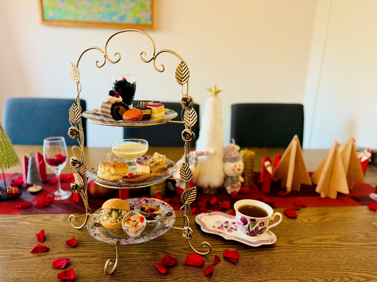 【事前予約】香りの体験でつむぐクリスマスアフタヌーンティー（紅茶の飲み比べつき） | 予約制